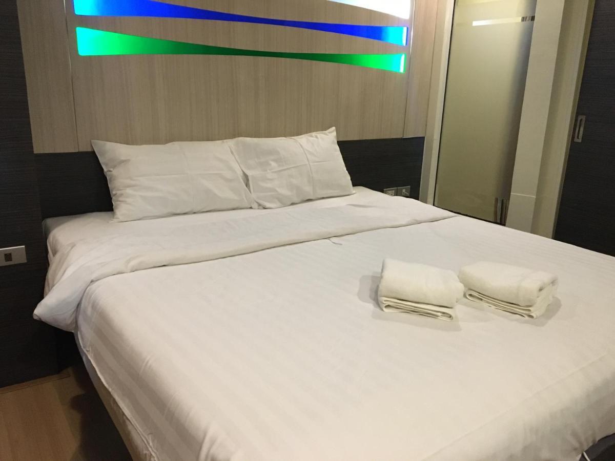Orion Rooms Sukhumvit 11 Banguecoque Exterior foto